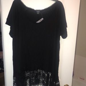 NWT Torrid Size 4 shirt.  Crochet lace bottom